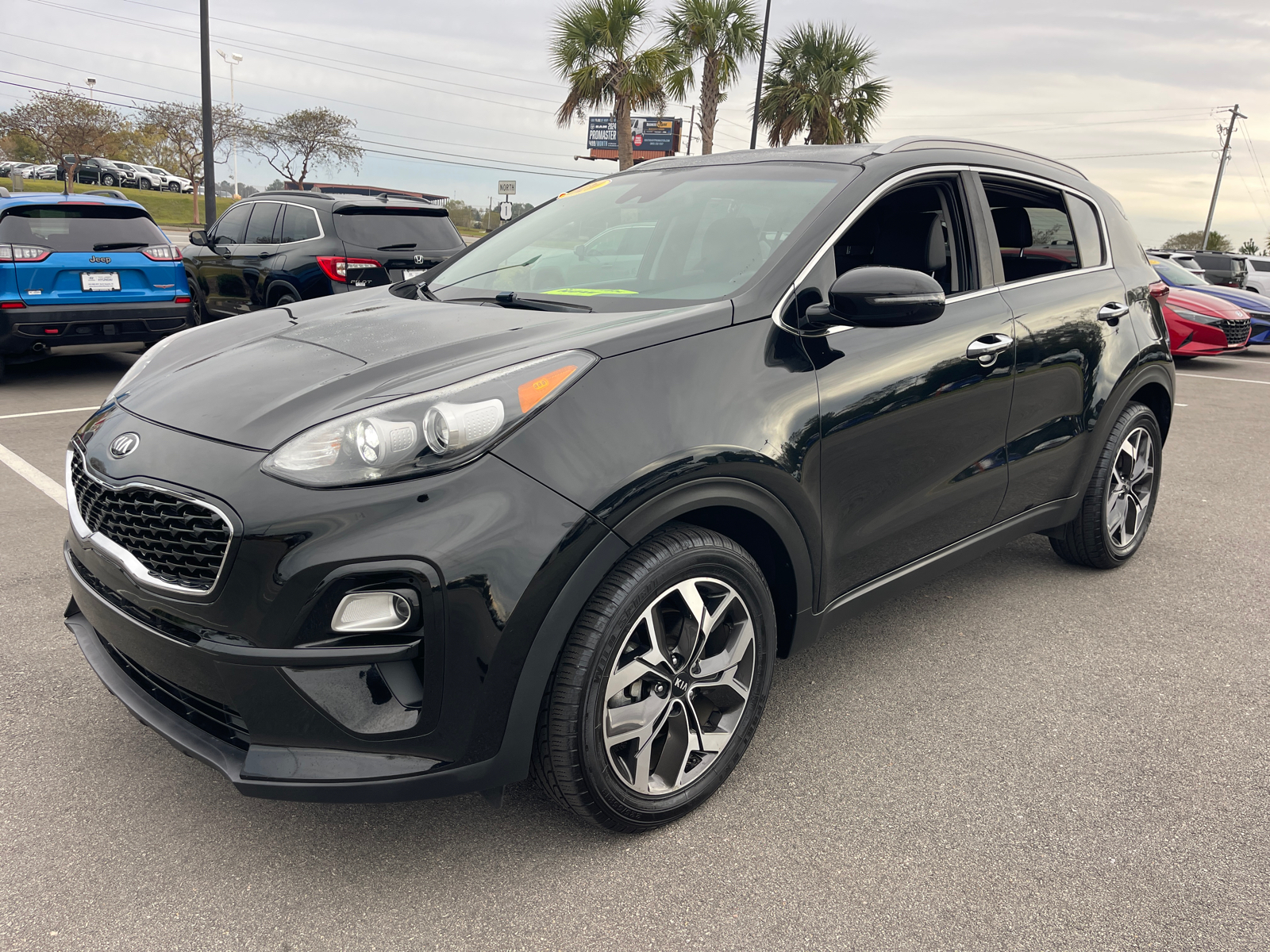 2020 Kia Sportage EX 3