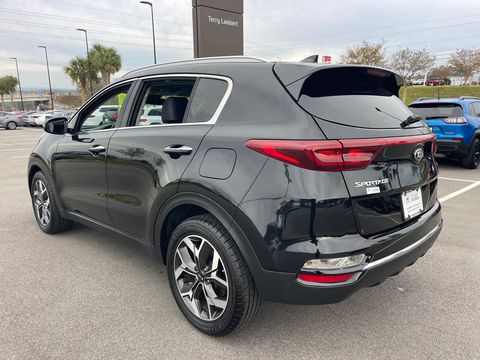 2020 Kia Sportage EX 5