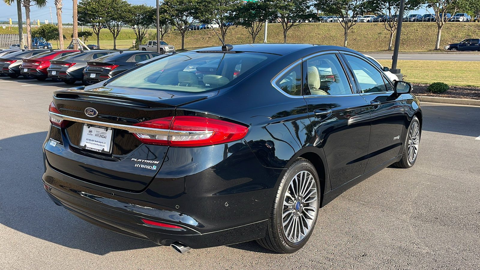 2018 Ford Fusion Hybrid Platinum 7