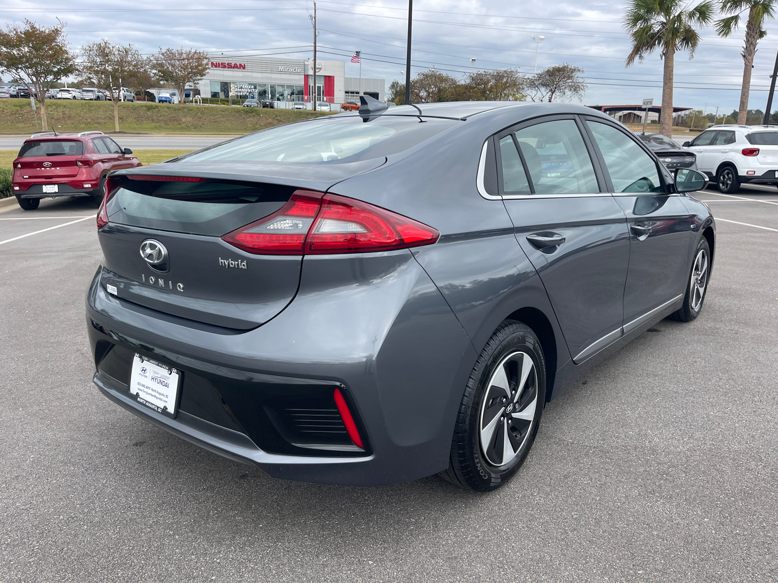 2017 Hyundai Ioniq Hybrid SEL 7