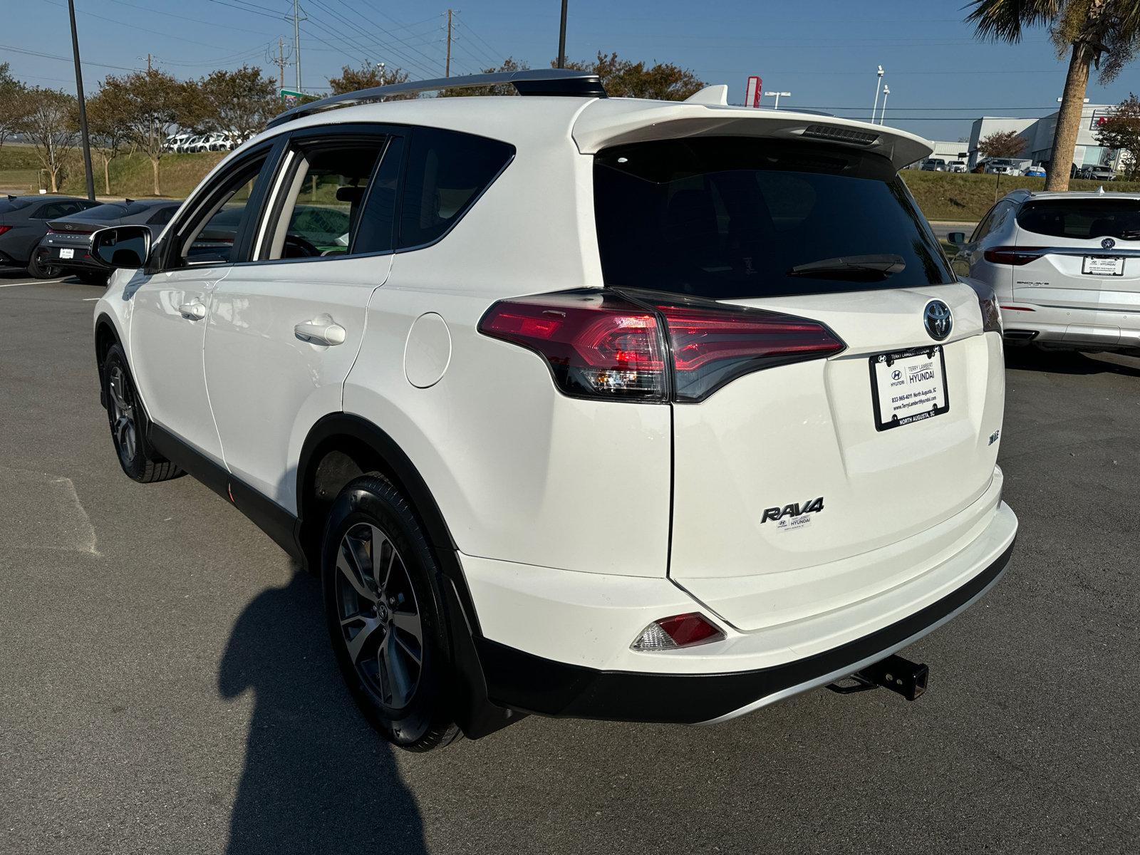 2016 Toyota RAV4 XLE 5