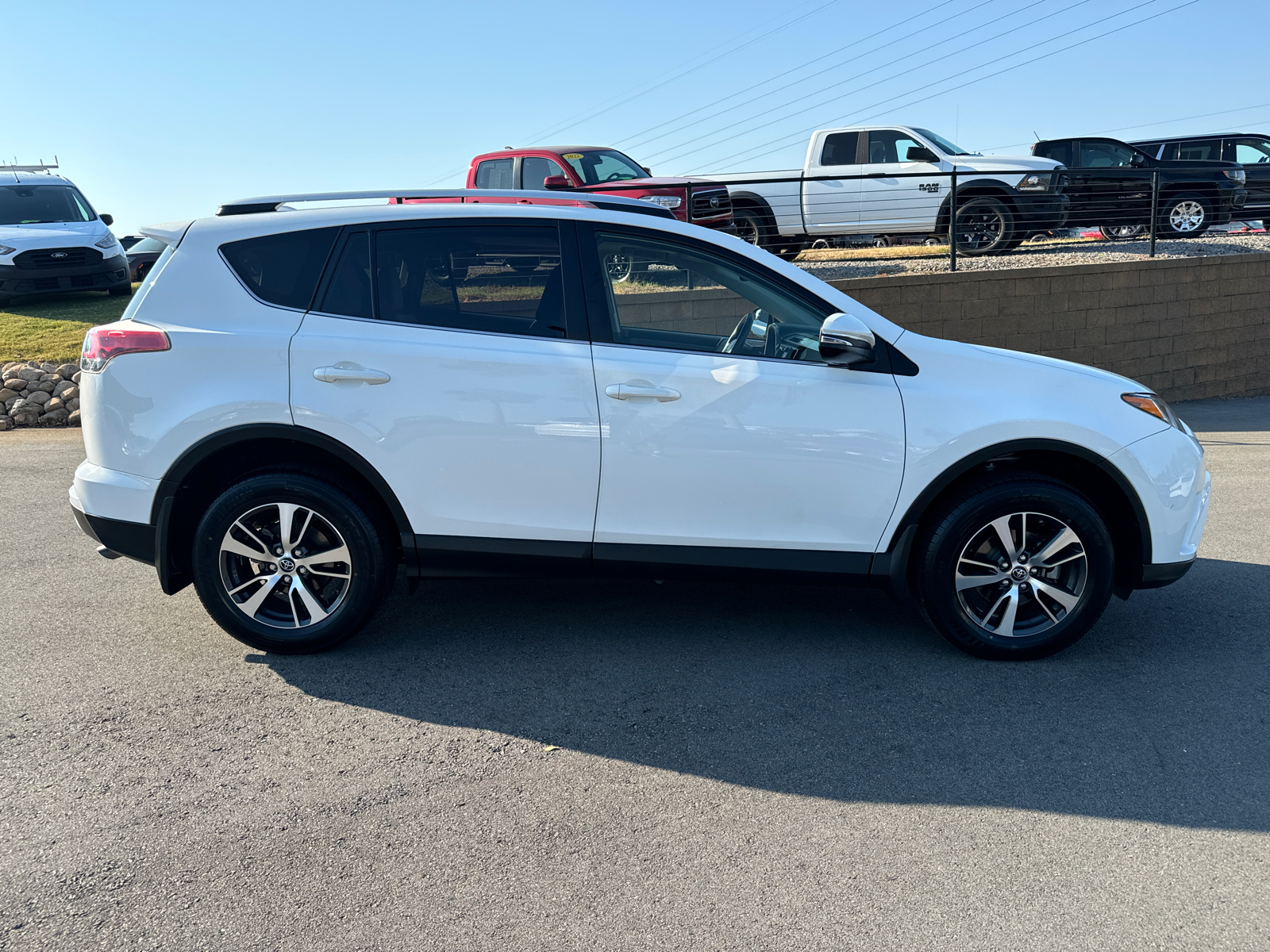 2016 Toyota RAV4 XLE 8