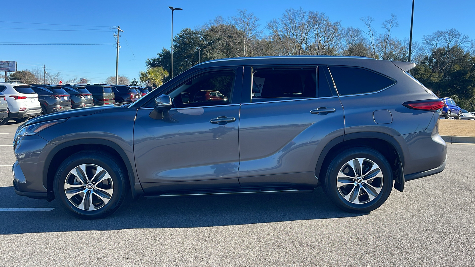 2021 Toyota Highlander XLE 4