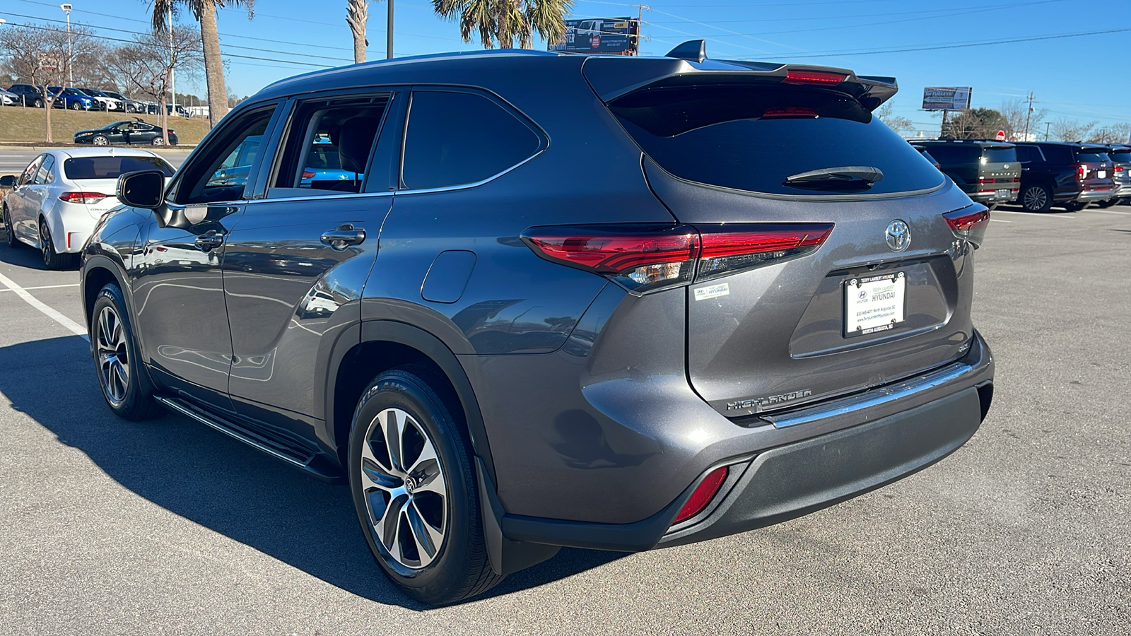 2021 Toyota Highlander XLE 5