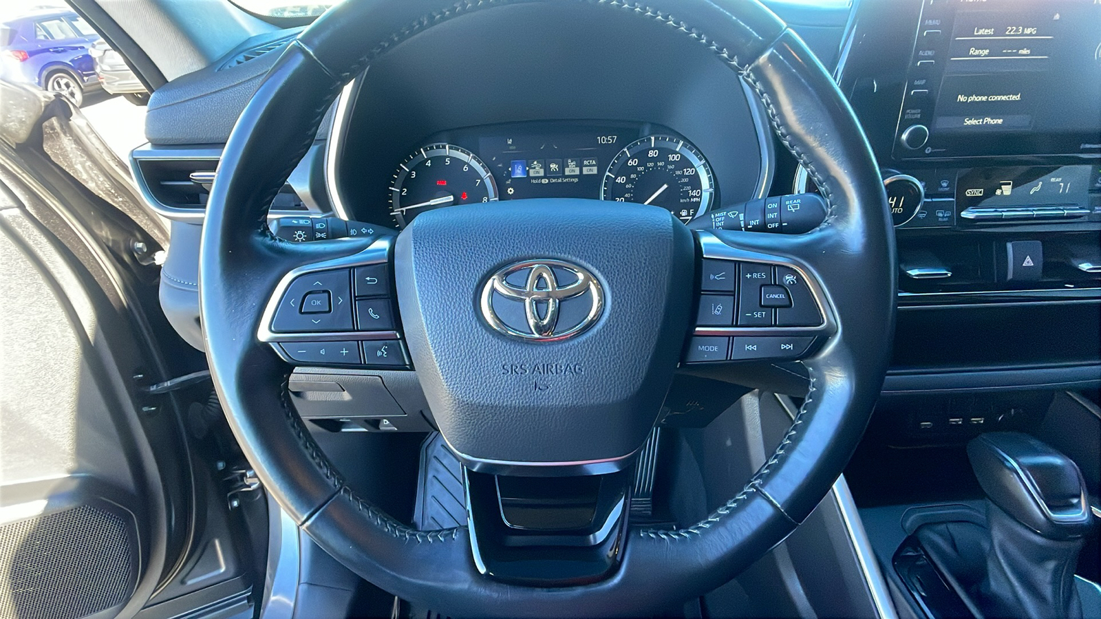 2021 Toyota Highlander XLE 22