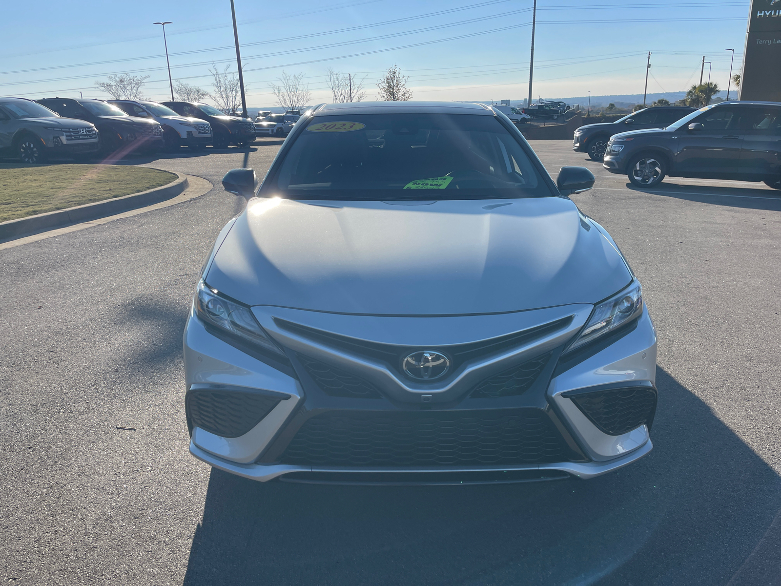 2023 Toyota Camry XSE 3