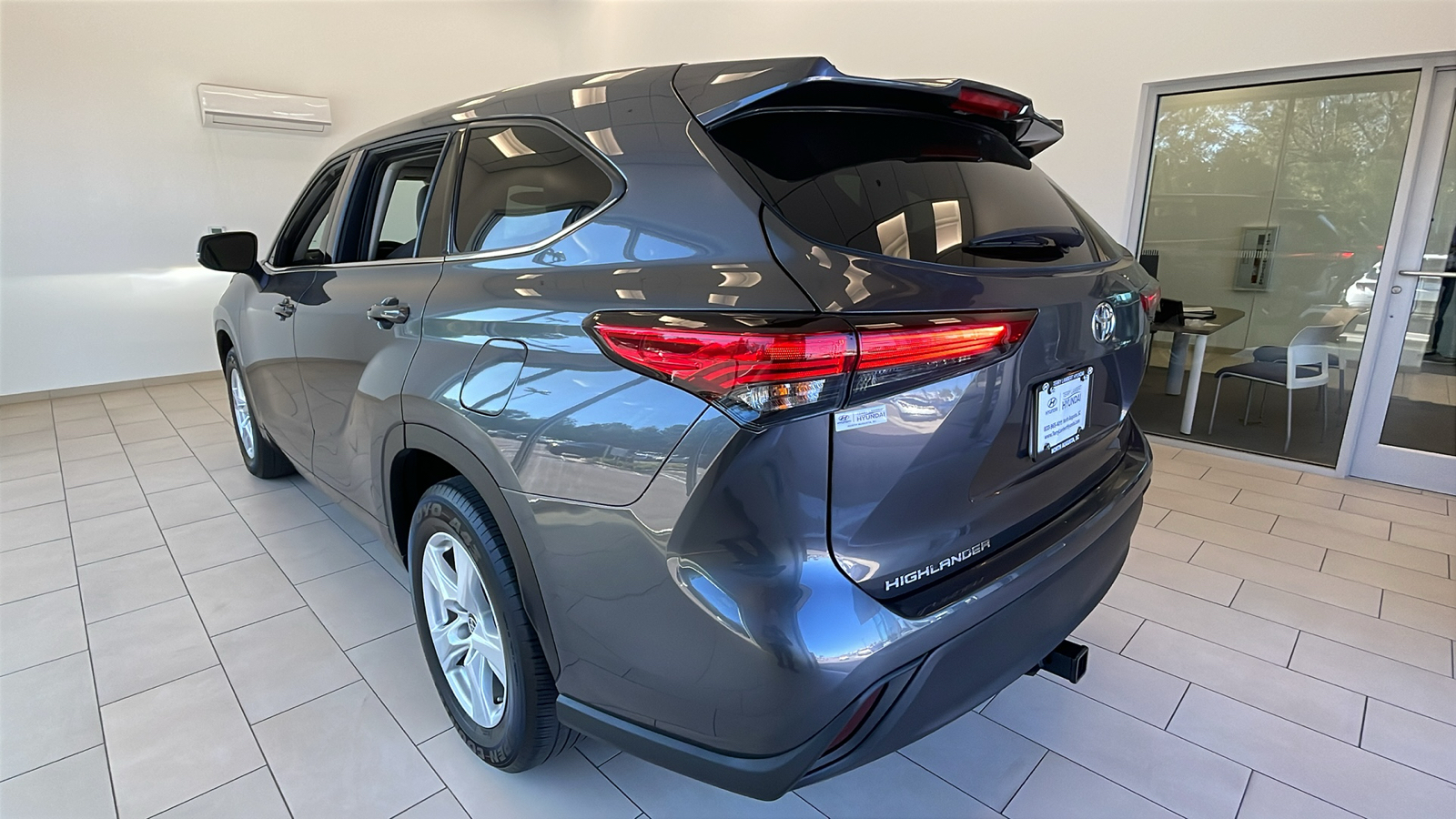 2022 Toyota Highlander L 5