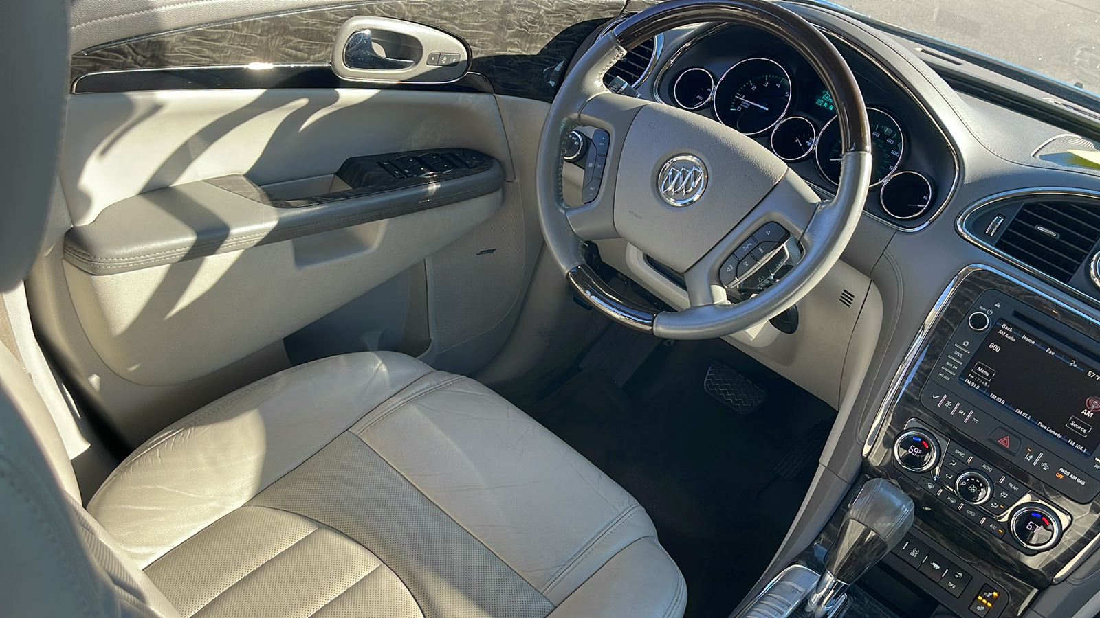 2014 Buick Enclave Leather Group 15