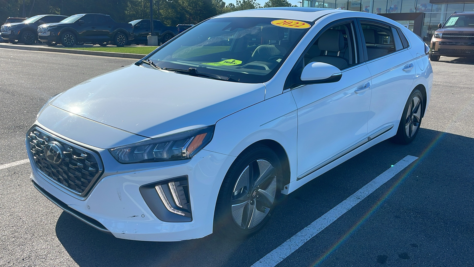 2022 Hyundai Ioniq Hybrid Limited 3