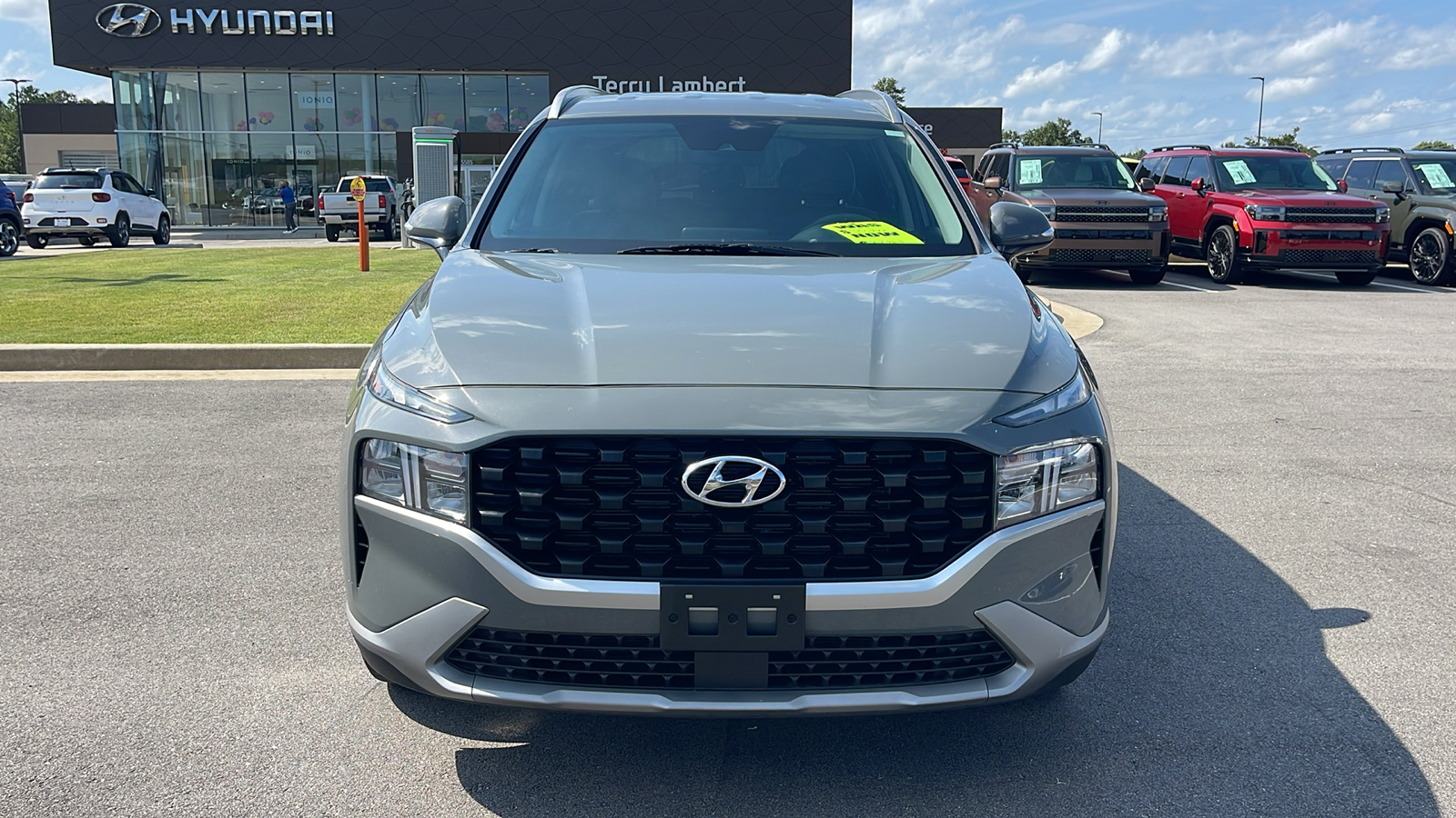 2023 Hyundai Santa Fe SEL 2