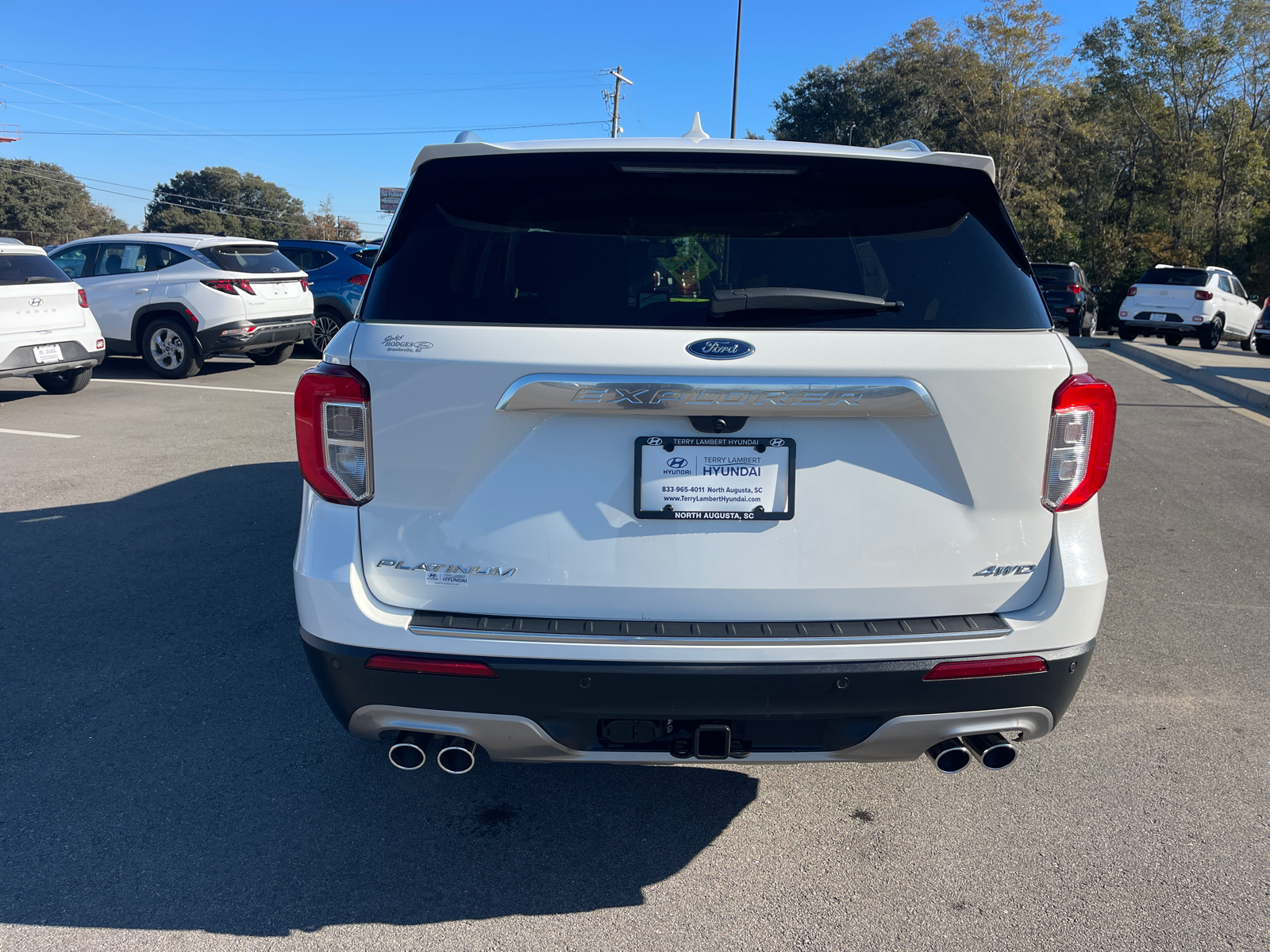 2022 Ford Explorer Platinum 6