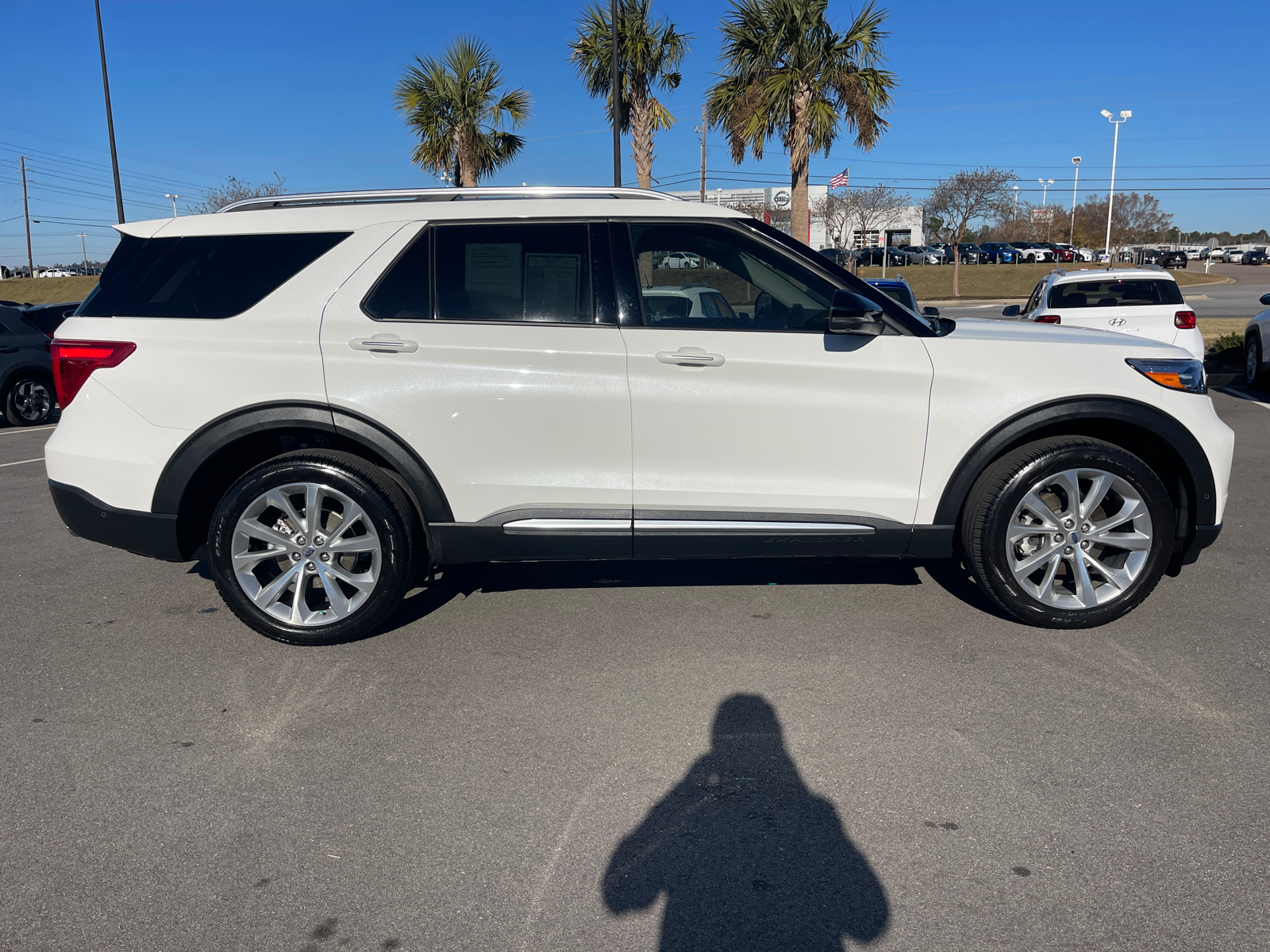 2022 Ford Explorer Platinum 8