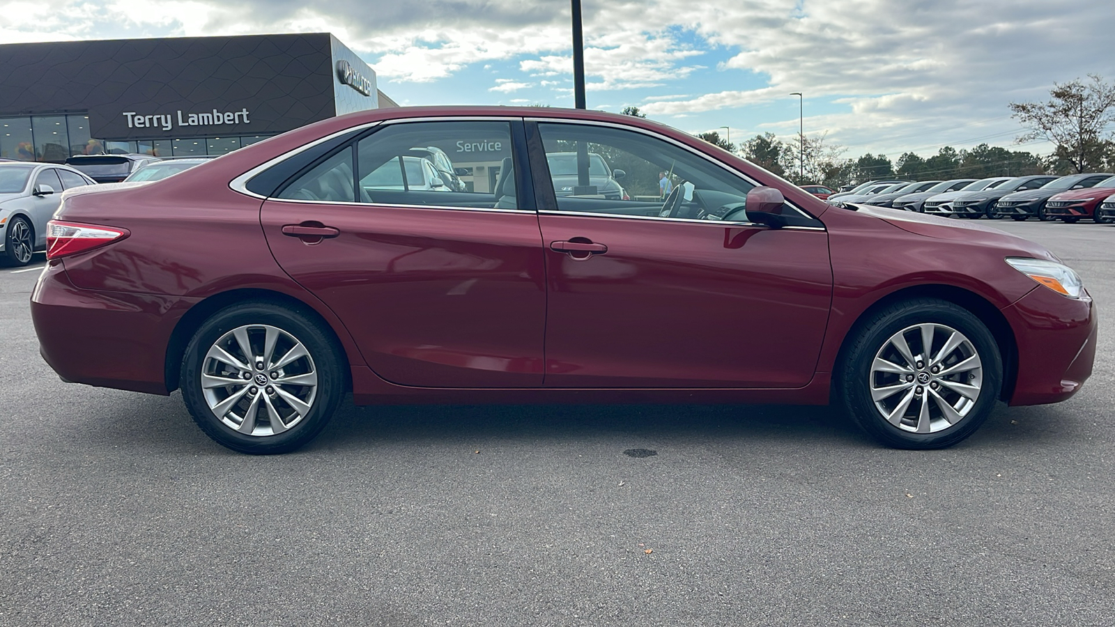 2015 Toyota Camry  8