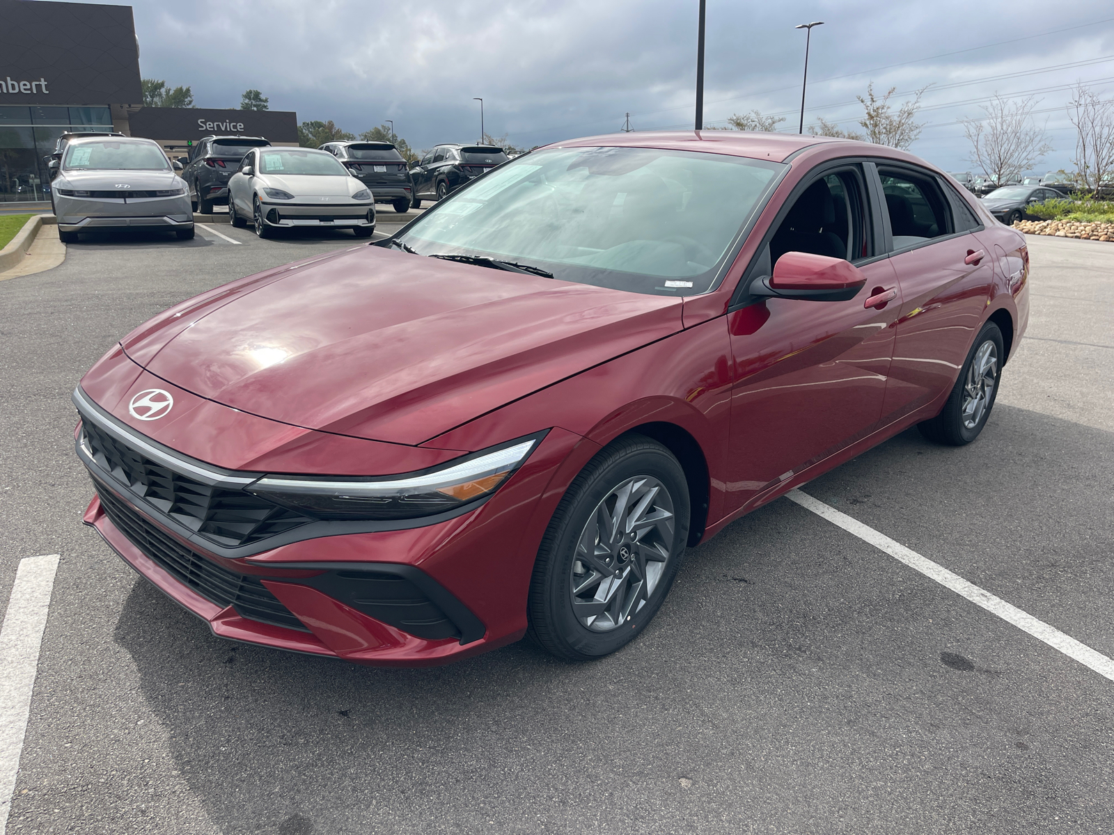 2024 Hyundai Elantra Hybrid Blue 3