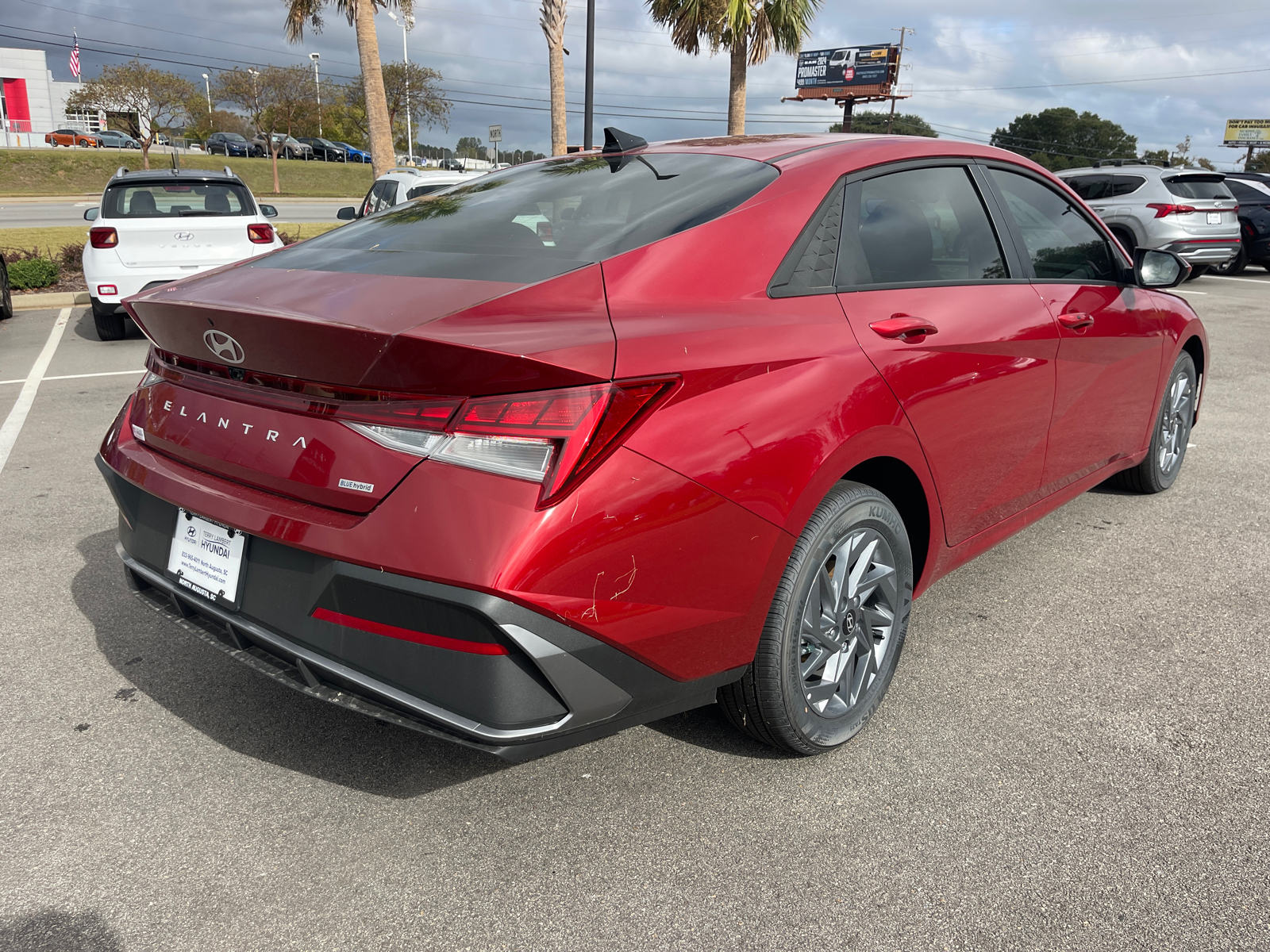 2024 Hyundai Elantra Hybrid Blue 7