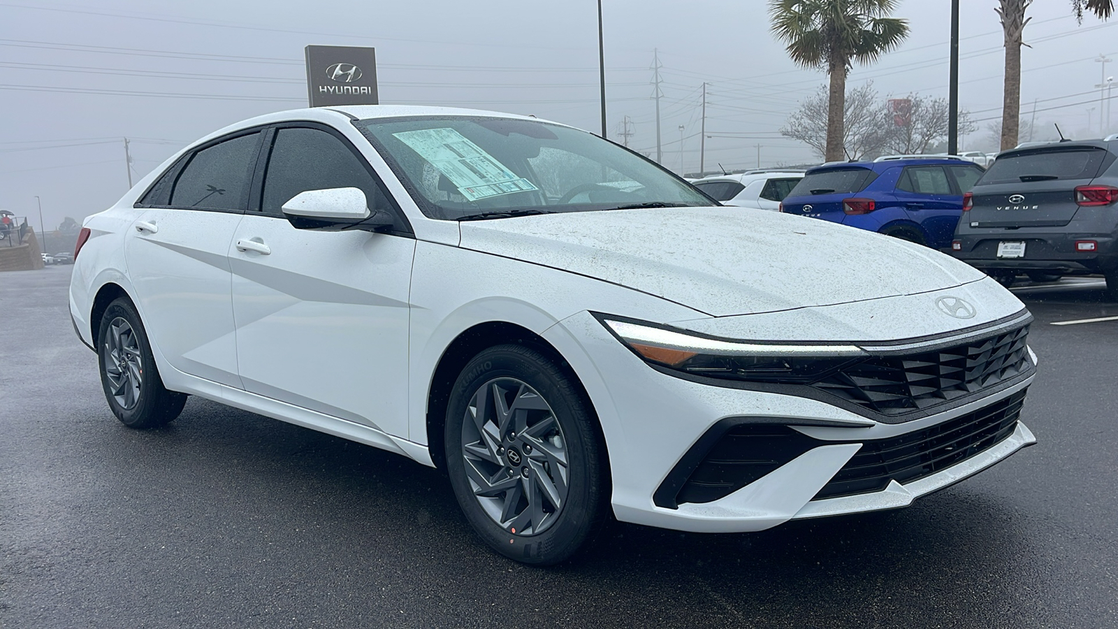 2025 Hyundai Elantra Hybrid Blue 1