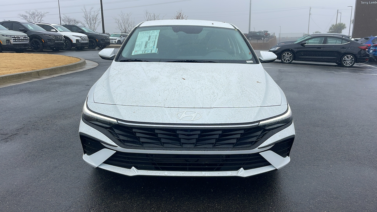 2025 Hyundai Elantra Hybrid Blue 2