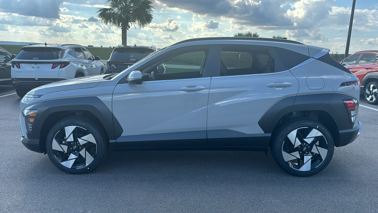 2025 Hyundai Kona Limited 4