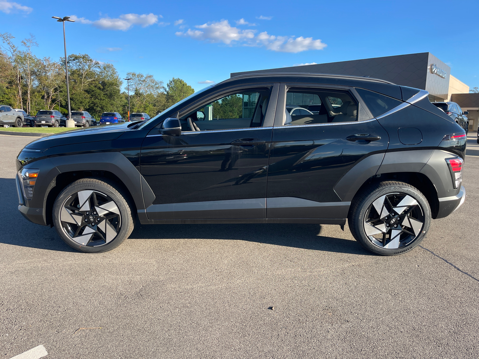 2025 Hyundai Kona Limited 4