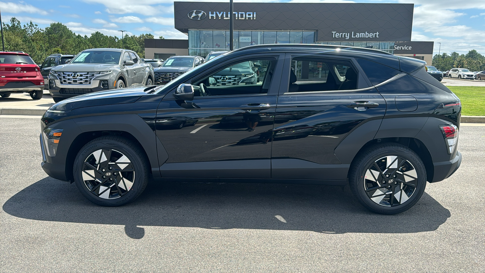 2025 Hyundai Kona SEL 4