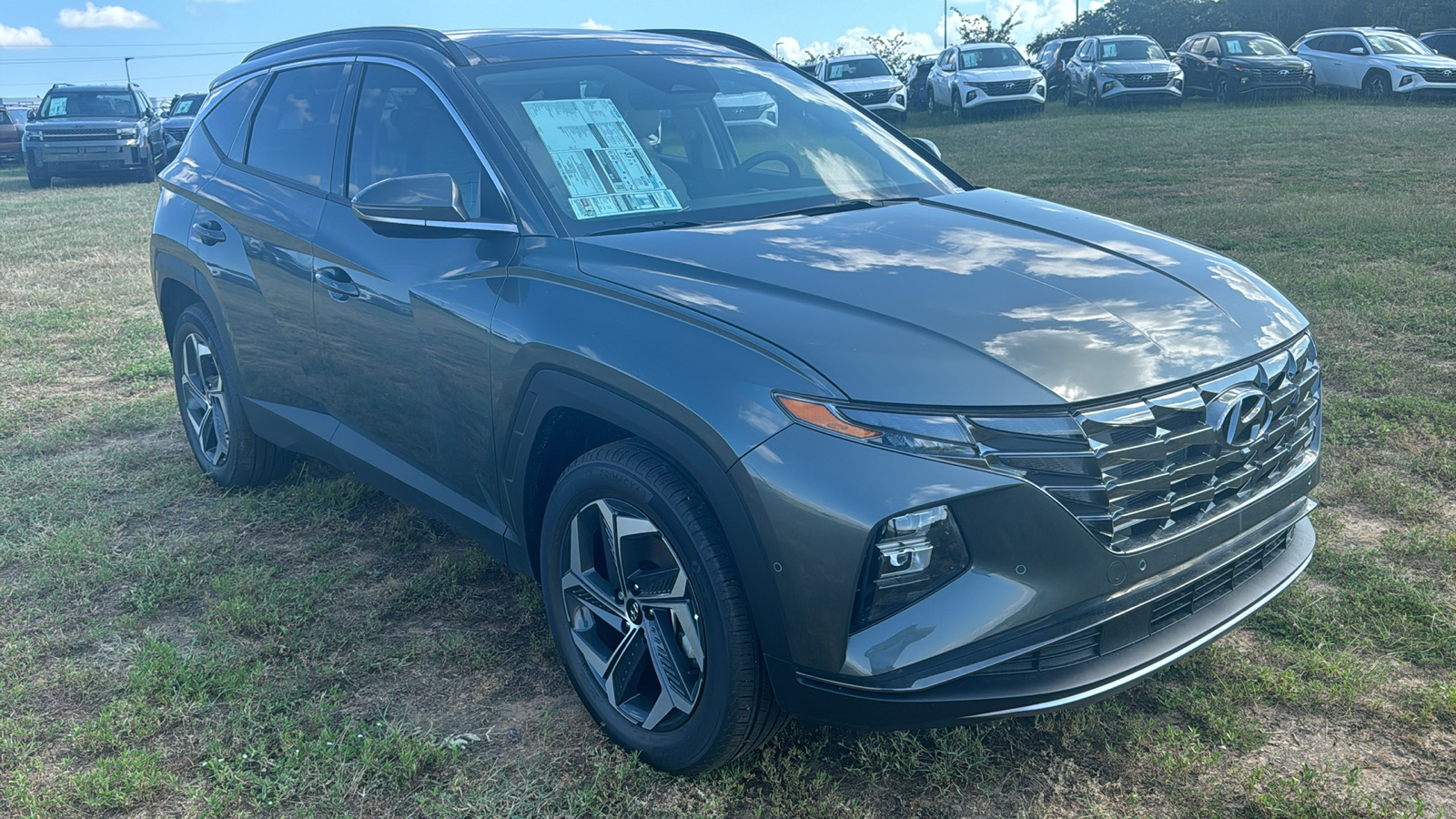 2024 Hyundai Tucson Hybrid Limited 1