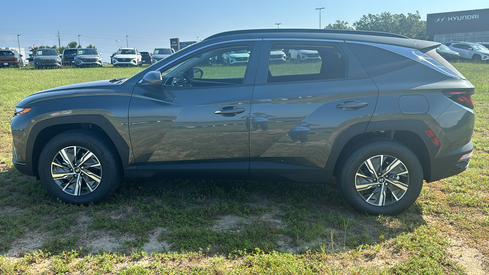 2024 Hyundai Tucson Hybrid Blue 4