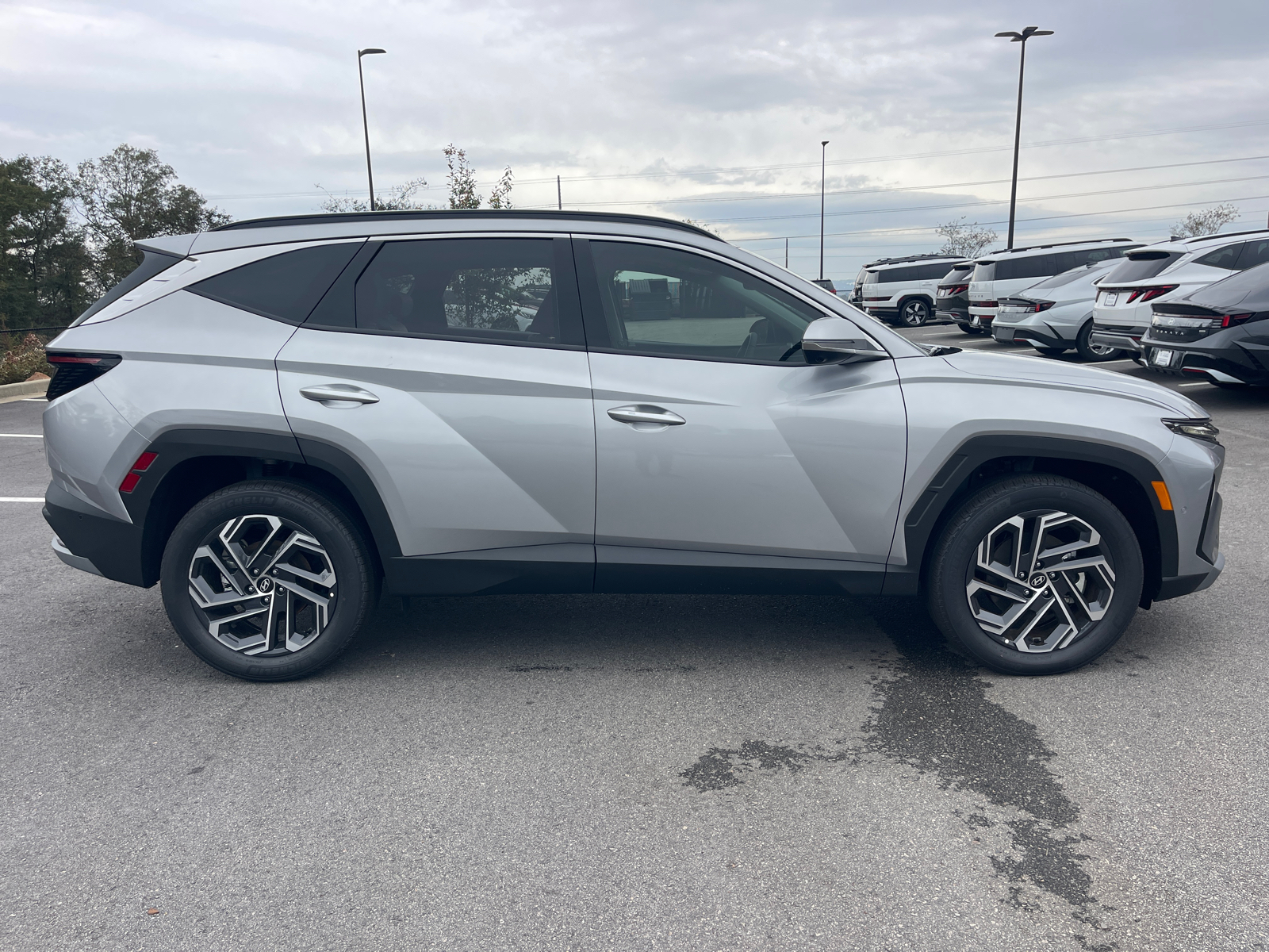 2025 Hyundai Tucson Hybrid Limited 8