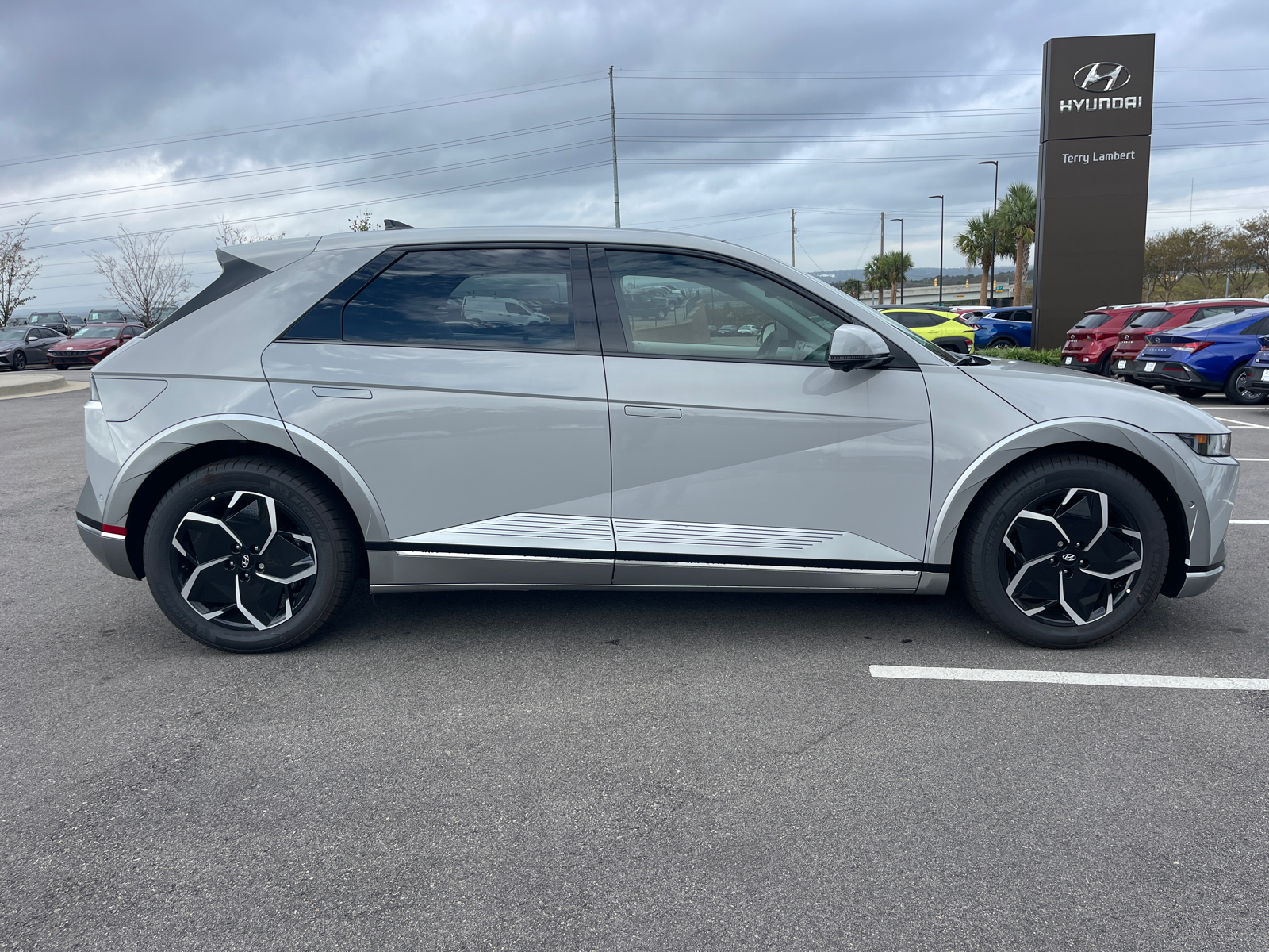 2024 Hyundai IONIQ 5 Limited 8