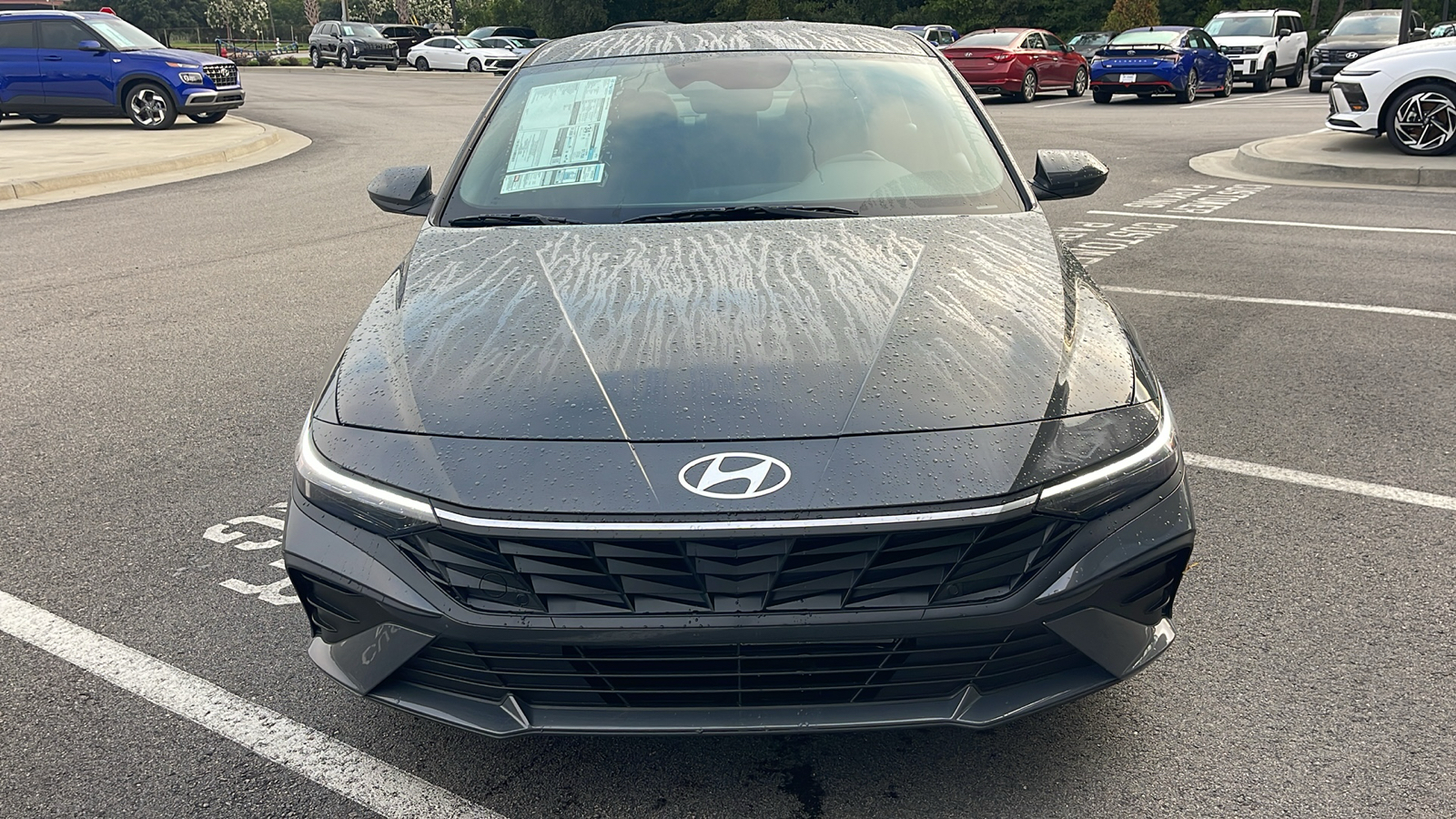 2024 Hyundai Elantra SEL 2