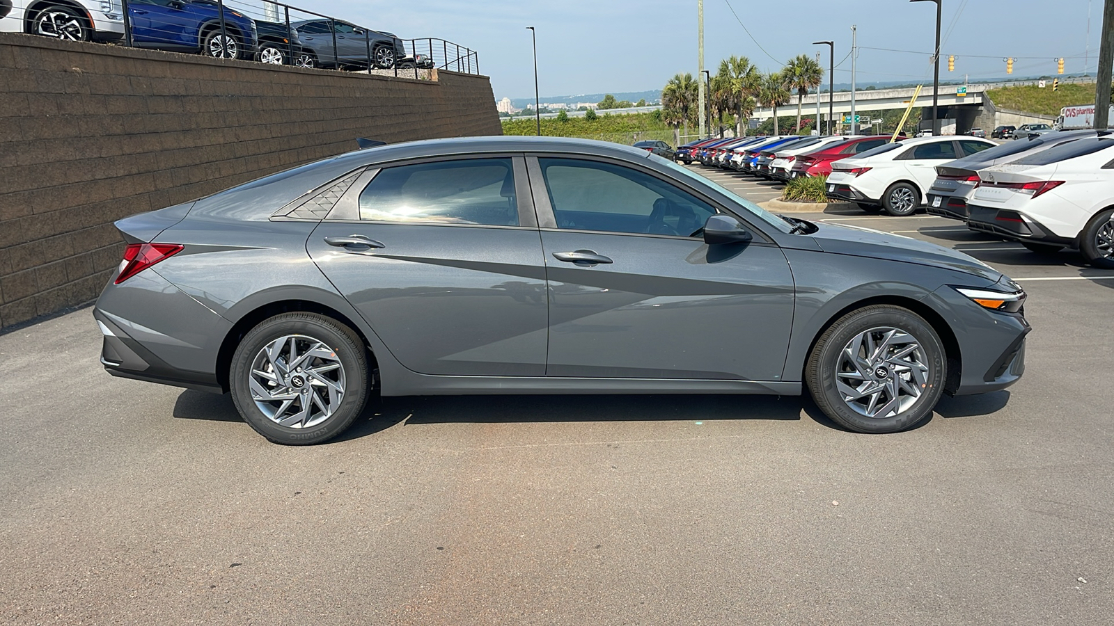 2024 Hyundai Elantra SEL 8