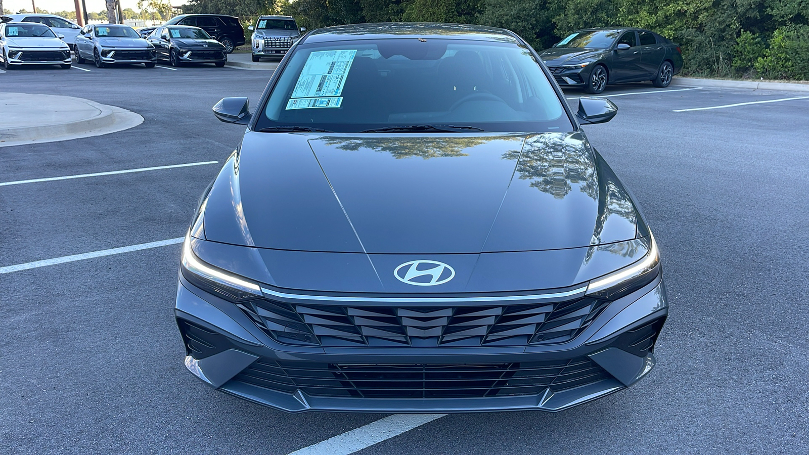 2024 Hyundai Elantra SEL 2