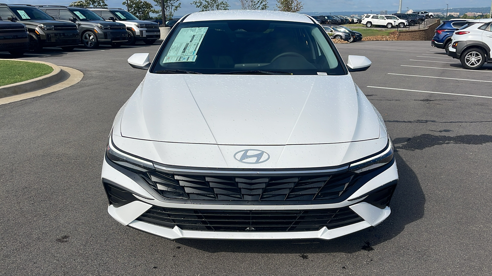 2024 Hyundai Elantra SEL 2