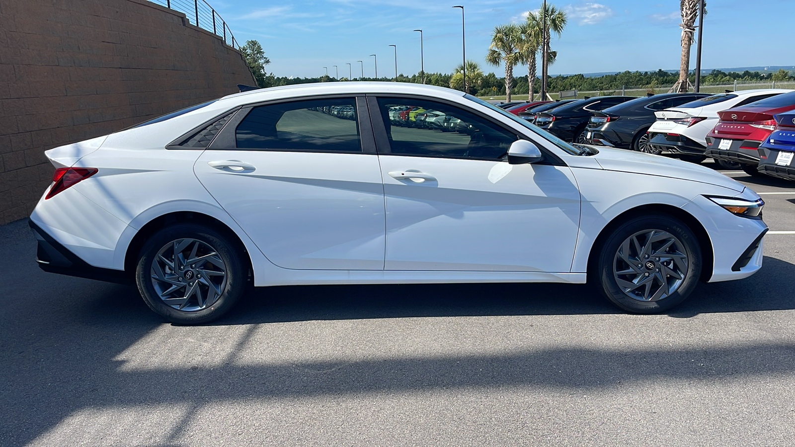 2024 Hyundai Elantra SEL 8