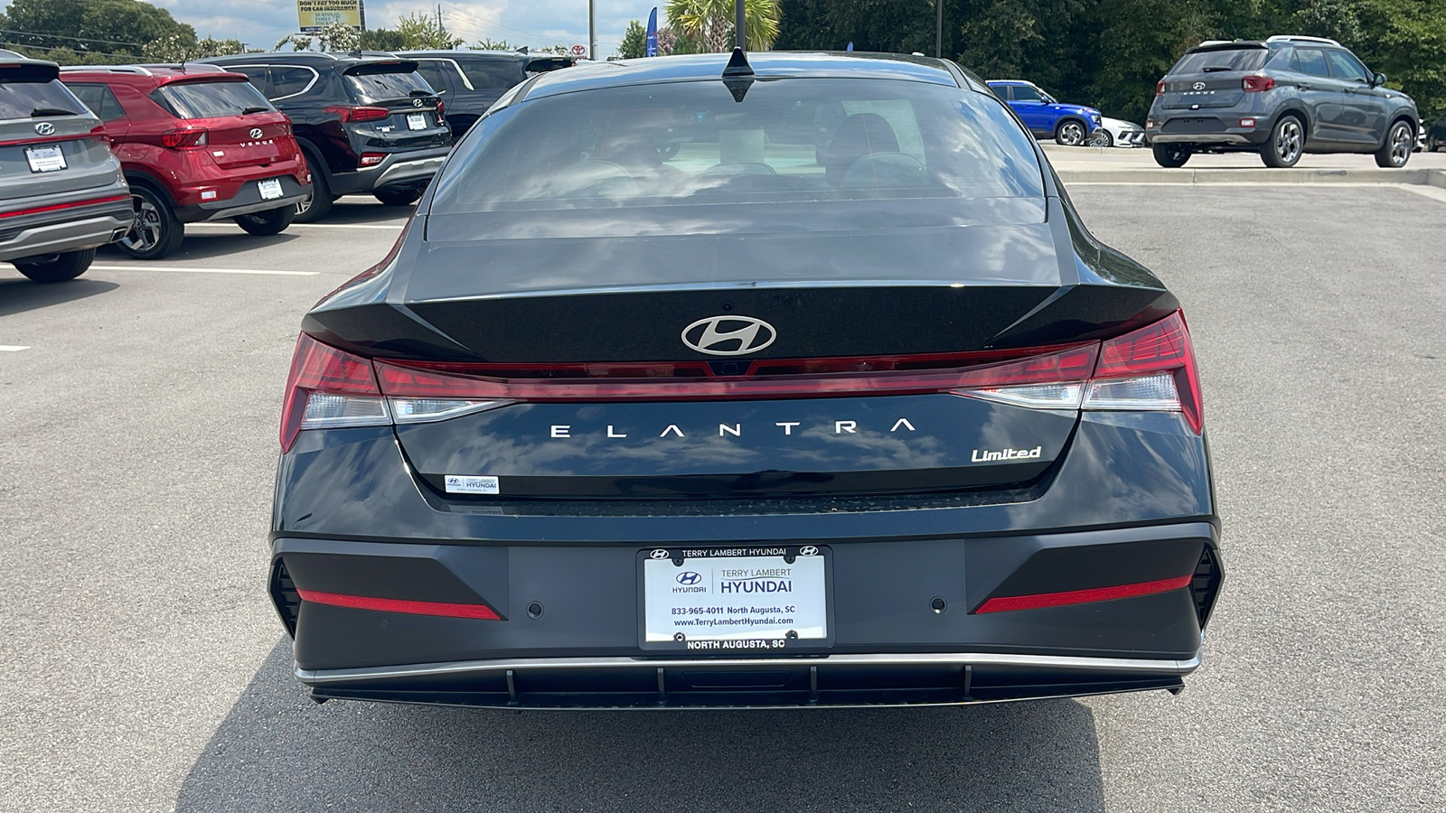 2024 Hyundai Elantra Limited 6