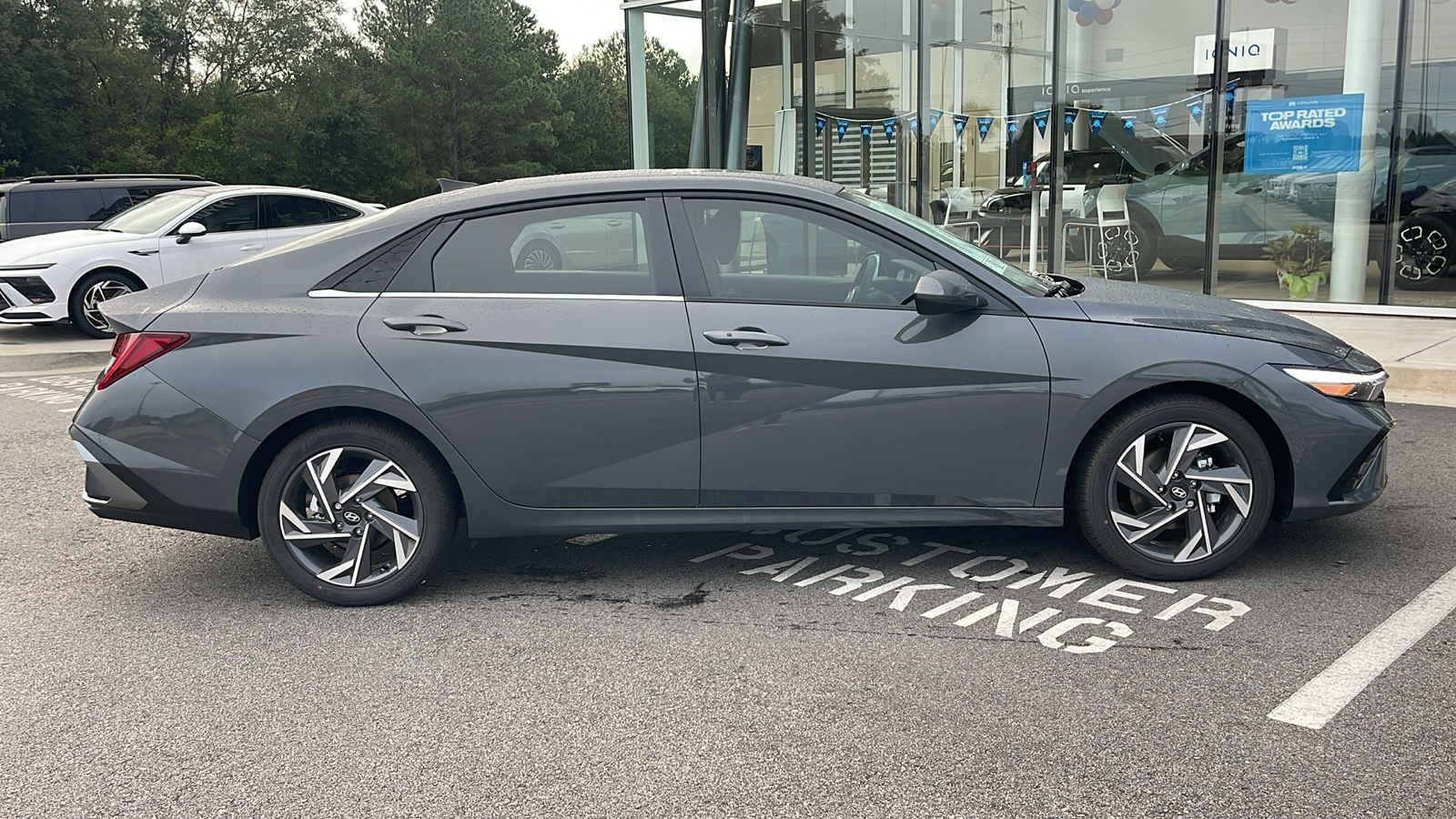 2024 Hyundai Elantra SEL 8