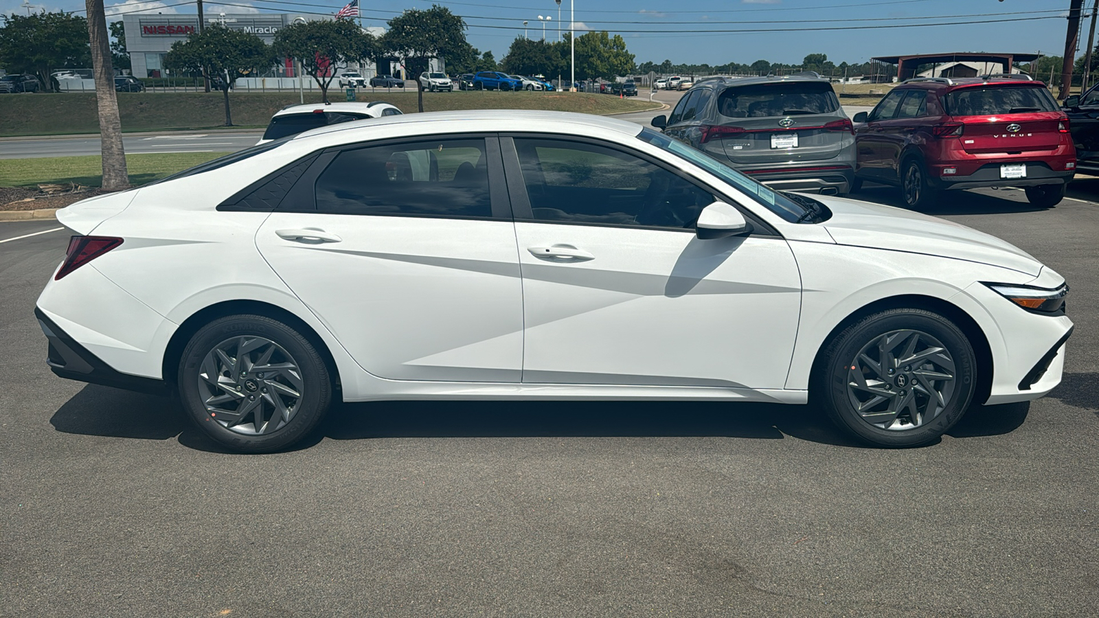 2024 Hyundai Elantra SEL 8