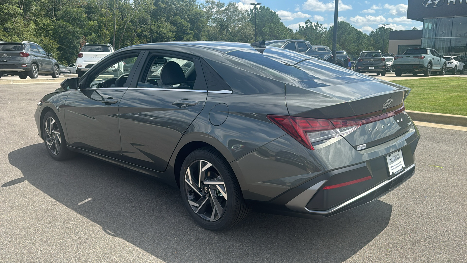 2025 Hyundai Elantra Limited 5