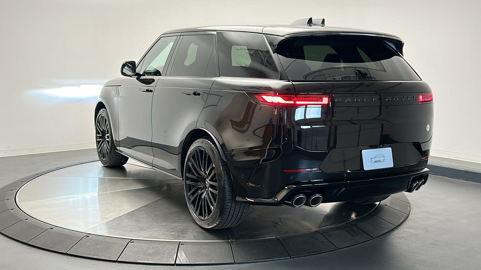 2024 Land Rover Range Rover Sport SV Edition One Flux Silver 3