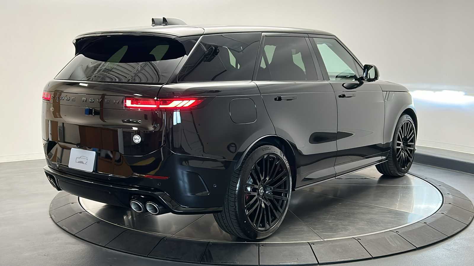 2024 Land Rover Range Rover Sport SV Edition One Flux Silver 5