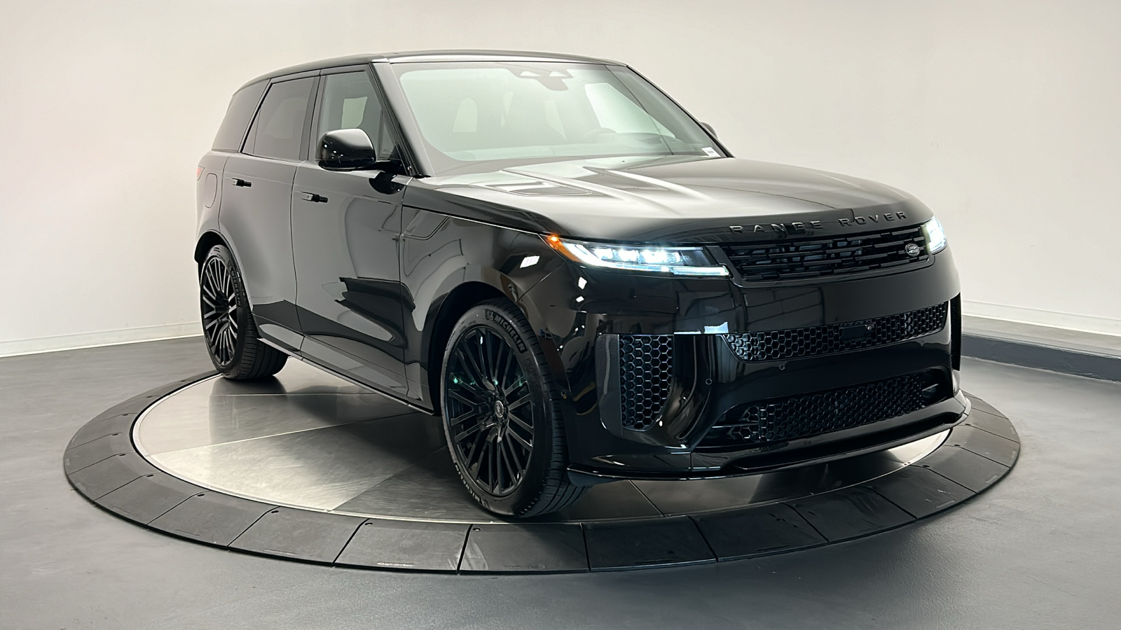 2024 Land Rover Range Rover Sport SV Edition One Flux Silver 7