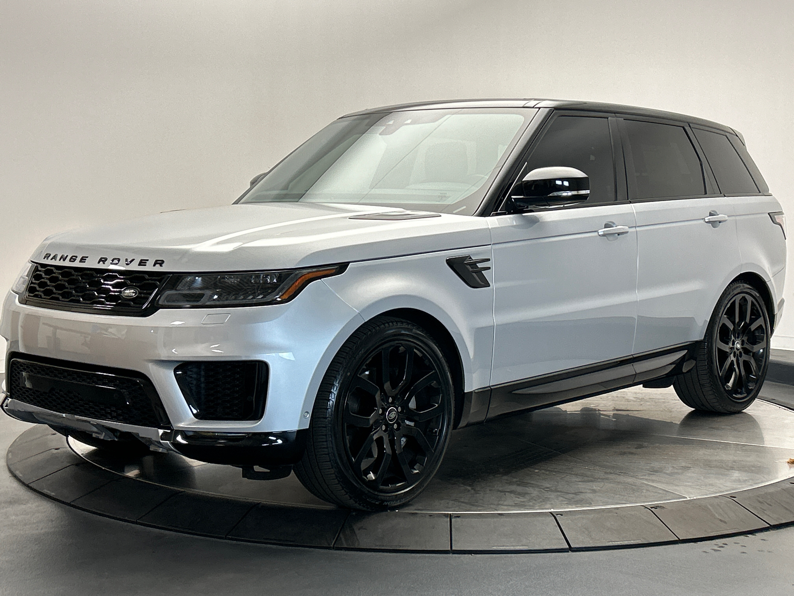 2022 Land Rover Range Rover Sport HSE Silver Edition 1