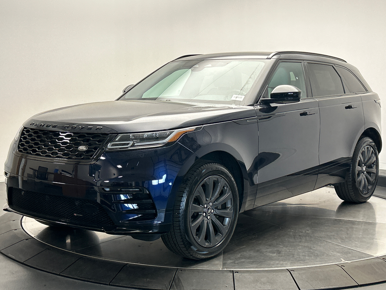 2023 Land Rover Range Rover Velar R-Dynamic S 1