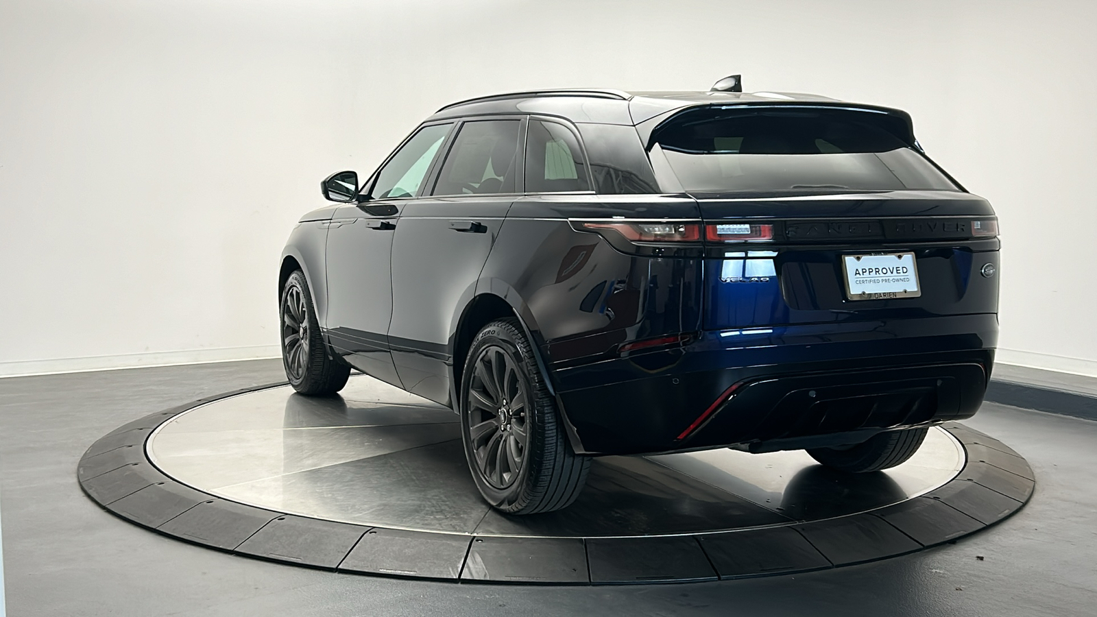 2023 Land Rover Range Rover Velar R-Dynamic S 3