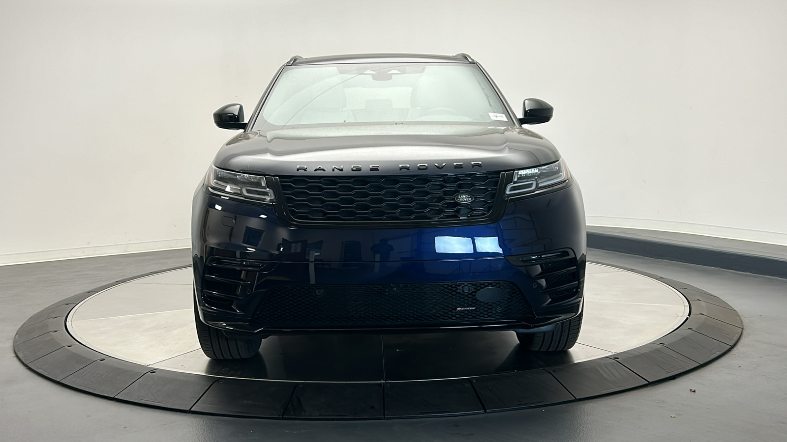 2023 Land Rover Range Rover Velar R-Dynamic S 8