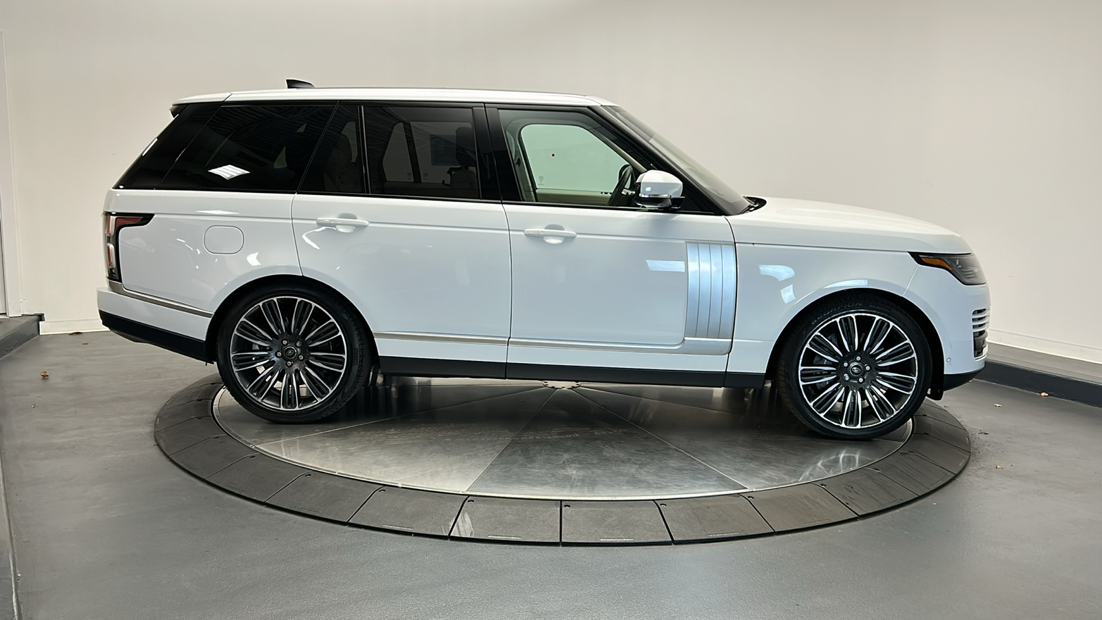 2022 Land Rover Range Rover Westminster 6