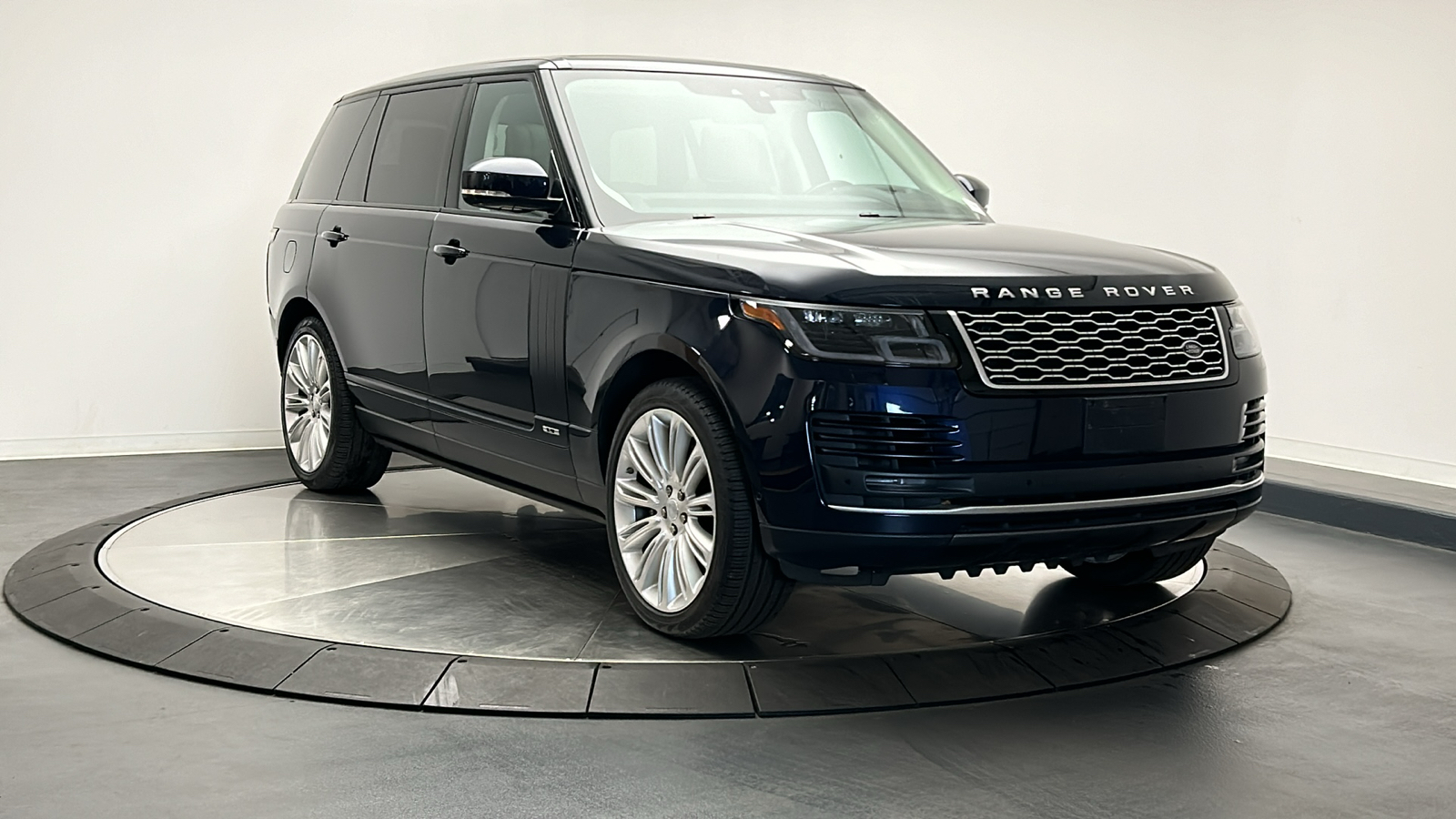 2020 Land Rover Range Rover Supercharged 7