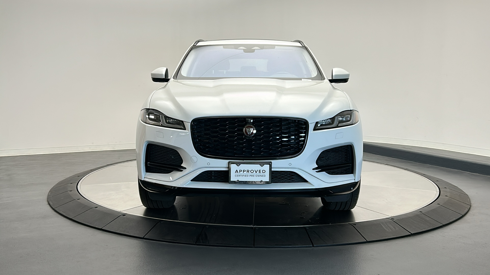 2021 Jaguar F-PACE S 8