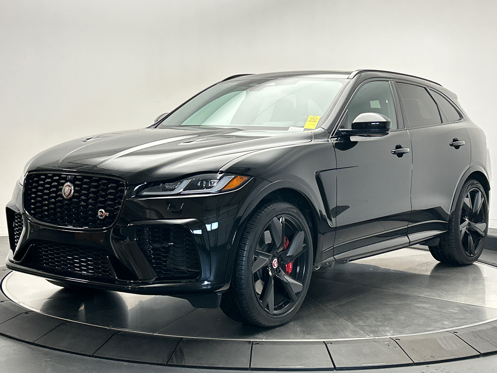 2022 Jaguar F-PACE SVR 1