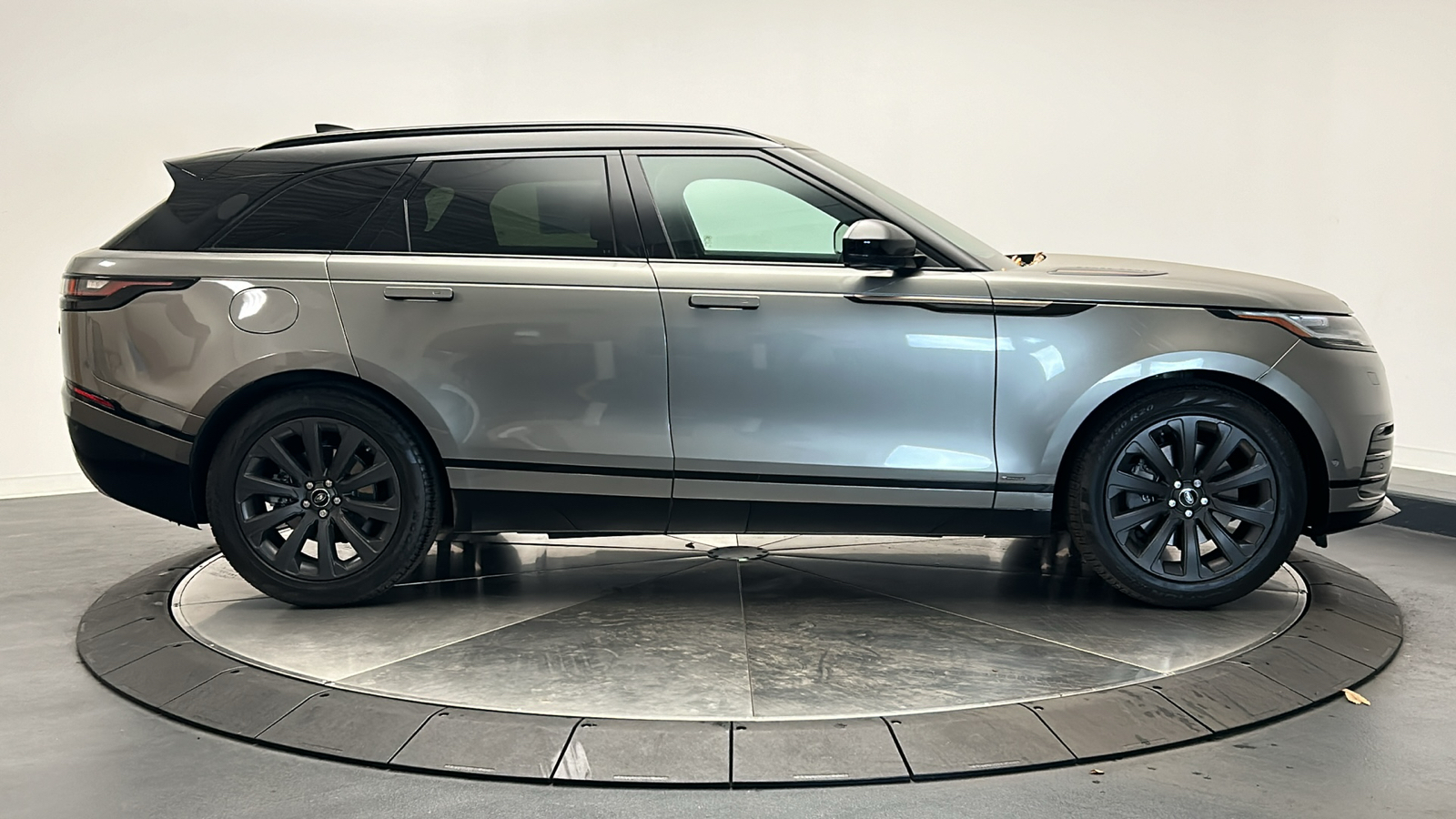 2019 Land Rover Range Rover Velar SE R-Dynamic 6