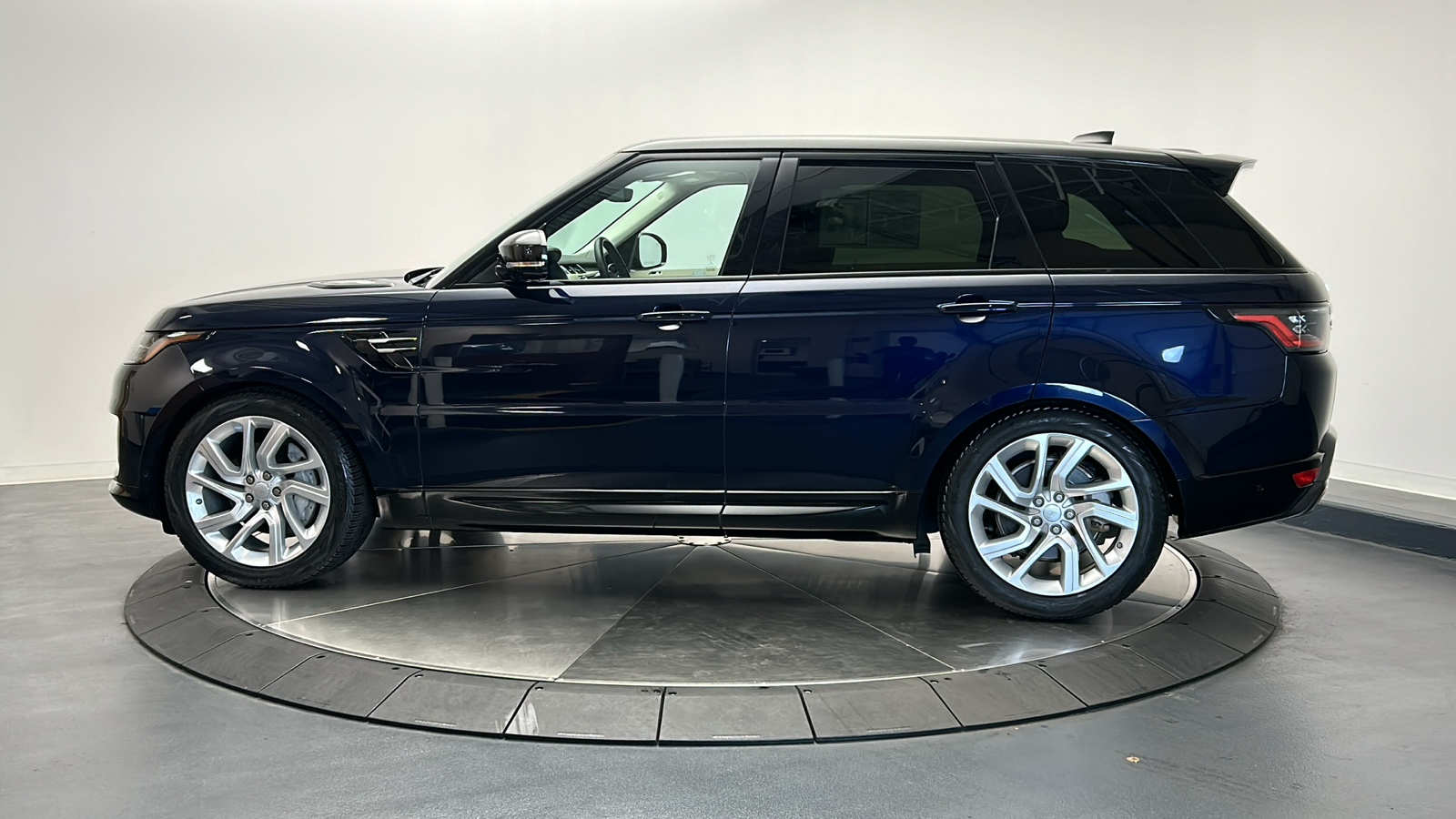 2020 Land Rover Range Rover Sport HSE 2